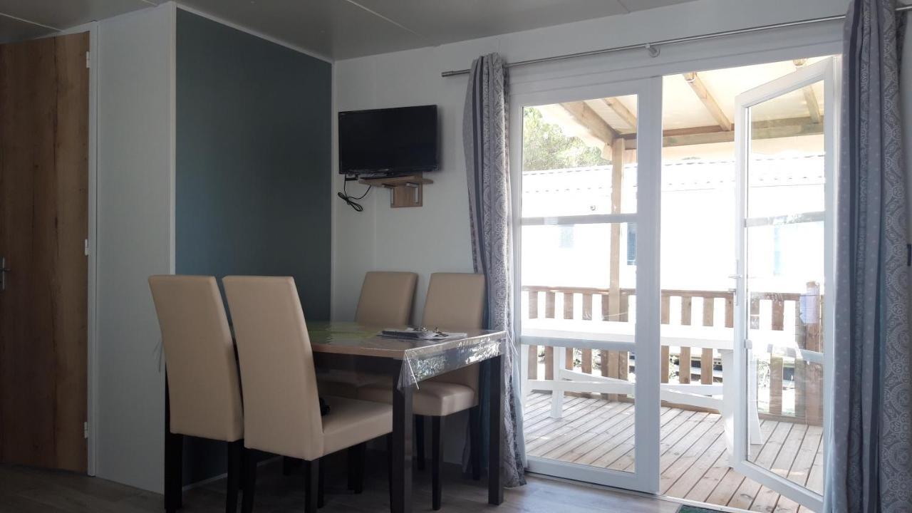 Mobilhome 6 A 8 Personnes Canet-en-Roussillon Exteriör bild