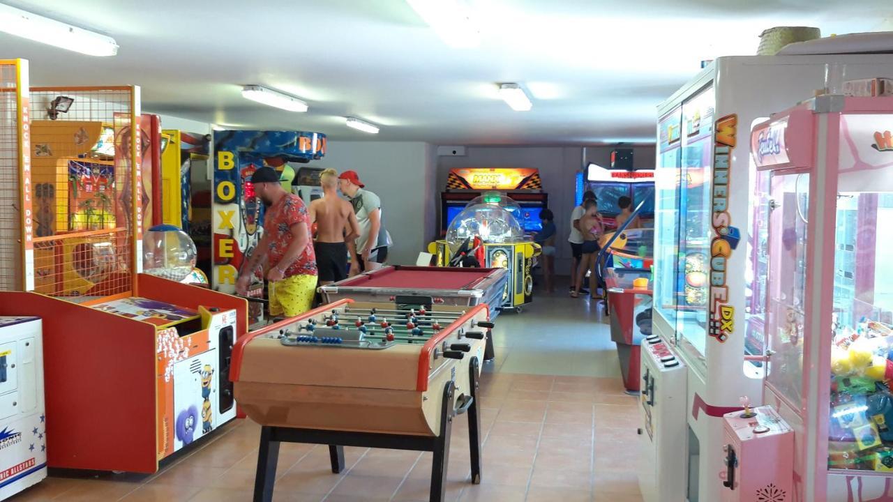 Mobilhome 6 A 8 Personnes Canet-en-Roussillon Exteriör bild